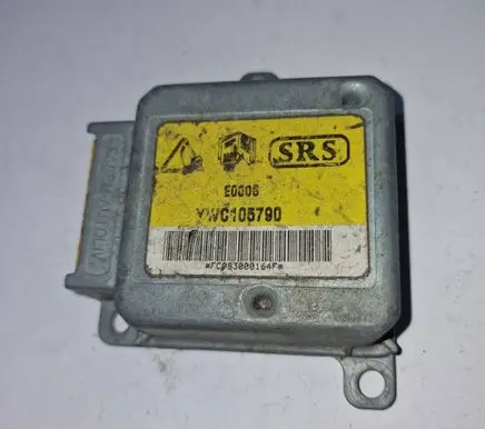 Land Rover Freelander Airbag control unit/module YWC105790 E0006 FCSS3000164F