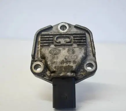 Oil level dip stick