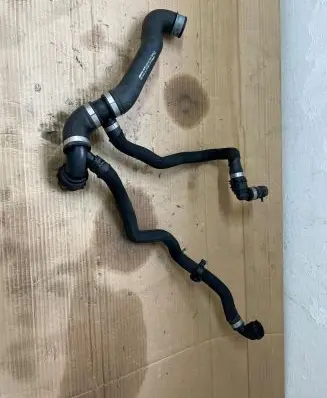 Mercedes-Benz C AMG W205 Engine coolant pipe/hose A2055016901