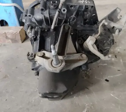 Renault Megane II Manual 5 speed gearbox JR5 JR5103