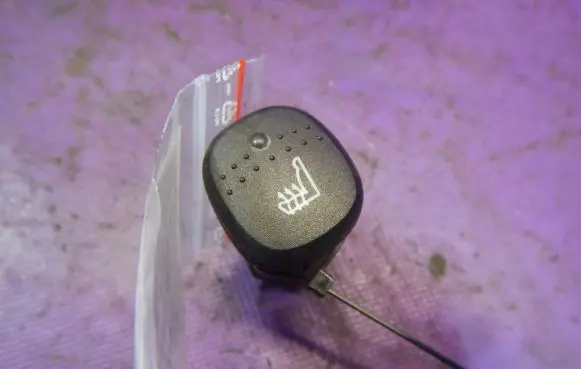 Ford Focus C-MAX Seat heating switch 98AG19K314AB