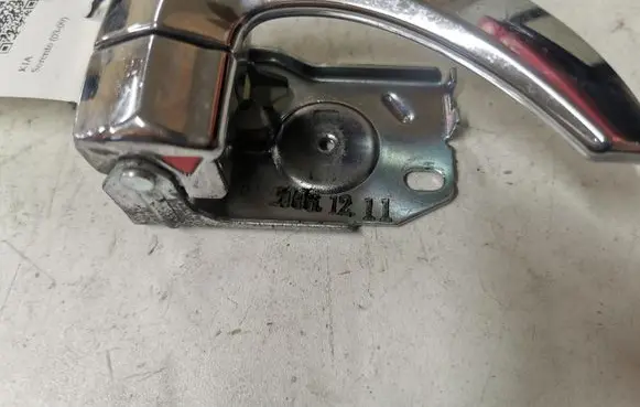 Rear door interior handle