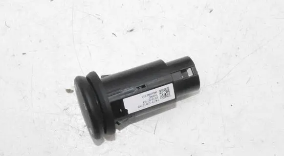 Jaguar F-Pace USB socket connector FK7219010AB