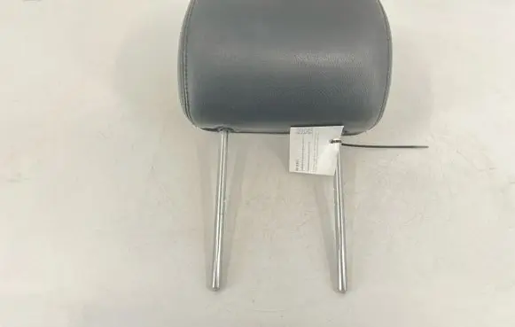 Mercedes-Benz ML W163 Rear seat headrest 