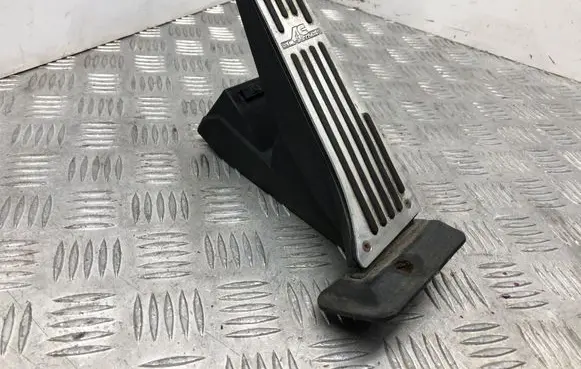 BMW X6 E71 Accelerator throttle pedal 6788632 25916010