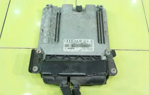 Audi TT TTS Mk2 Engine control unit/module 8J0907115AJ