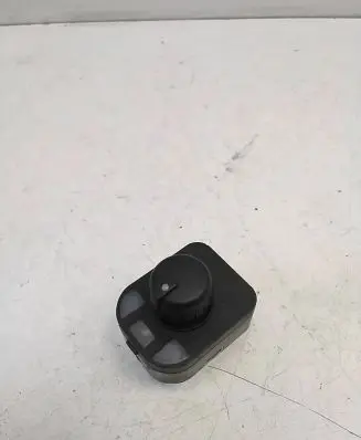 Seat Altea Wing mirror switch 8E0959565 1904