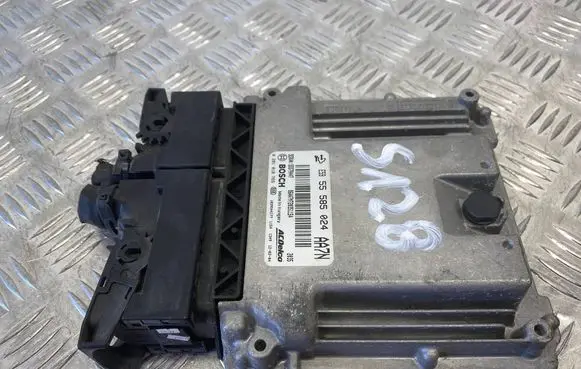 Opel Astra H Engine control unit/module 55585024 0281018769
