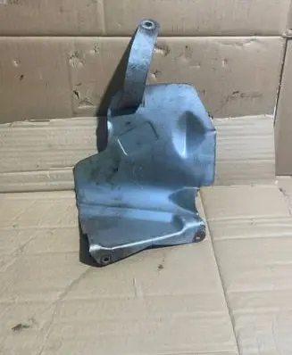 Renault Espace IV Heat shield in engine bay 8200438113