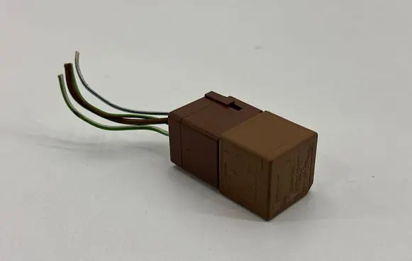 Jaguar XK8 - XKR Other relay LJA6703AA V23136B1X21