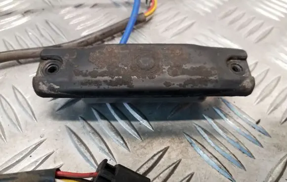 Hyundai ix35 Tailgate opening switch 