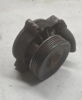 BMW 3 E46 Water pump 2246961
