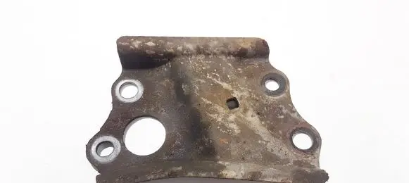 Toyota Avensis T270 Bracket in trunk/boot 