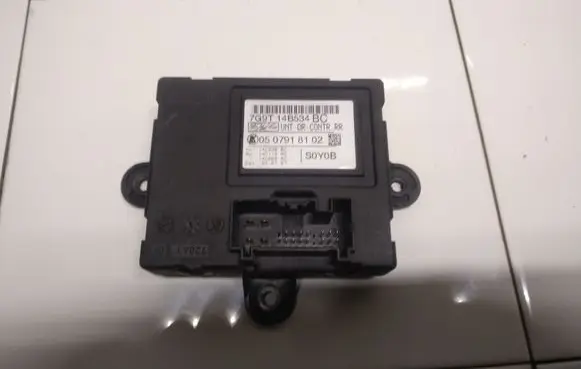 Ford Mondeo MK IV Door control unit/module 7G9T14B534BC 0507918102