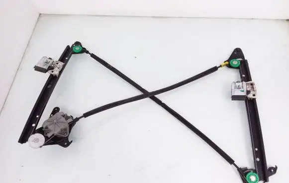 Ford Galaxy Rear window lifting mechanism without motor 7M3839402A