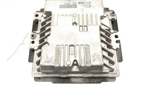 Peugeot 3008 I Engine control unit/module ECU 9800268980