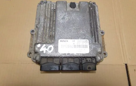 Renault Espace IV Engine control unit/module 0281015321