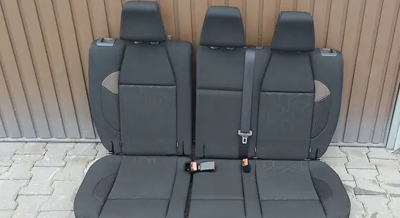 Seat set