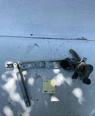 Daewoo Matiz Front door manual window regulator 