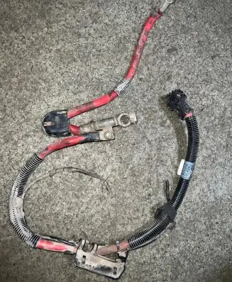 Positive cable (battery)