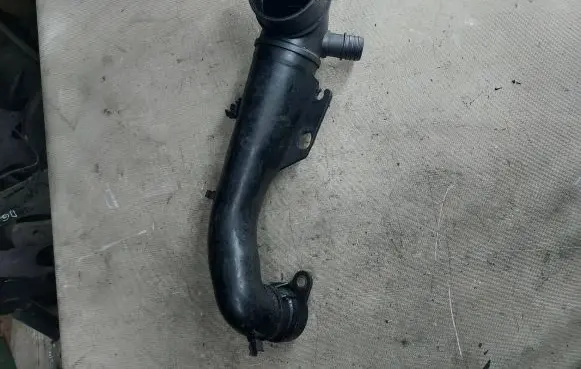 Ford Galaxy Intercooler hose/pipe 1h0129654d 99967L0H0