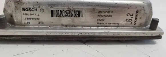 Volvo XC70 Engine control unit/module 08675760 0000082963 03298