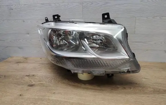 Mercedes-Benz Sprinter W907 W910 Headlight/headlamp A9109060100