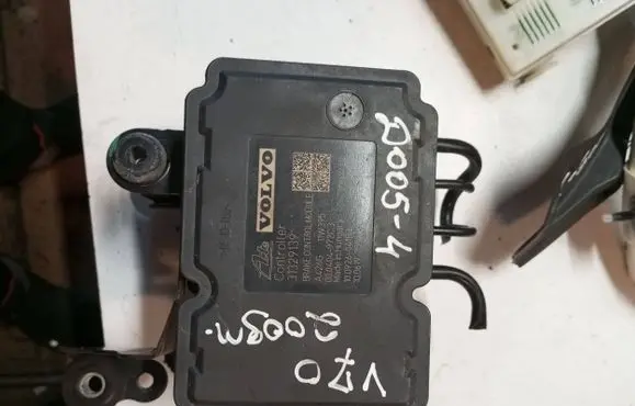 Volvo XC60 ABS Pump 31329139