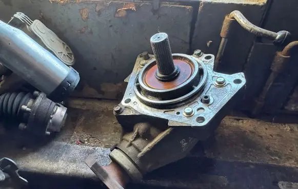 Nissan Qashqai Gearbox transfer box case EDF