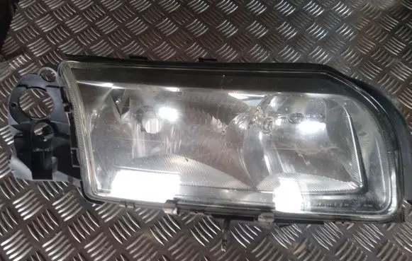 Volvo S80 Headlight/headlamp