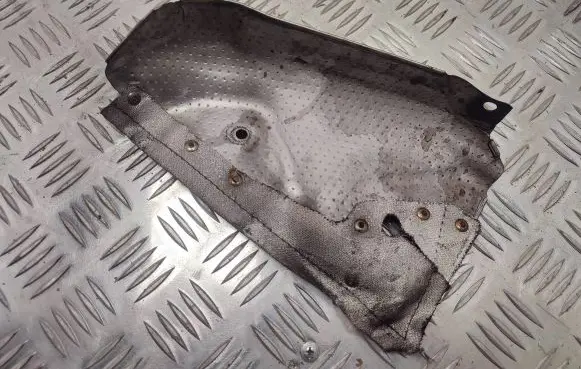 BMW X4 G02 Heat shield in engine bay 11628589059 11628514272