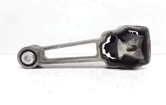 Volvo XC60 Engine mount bracket 30680474