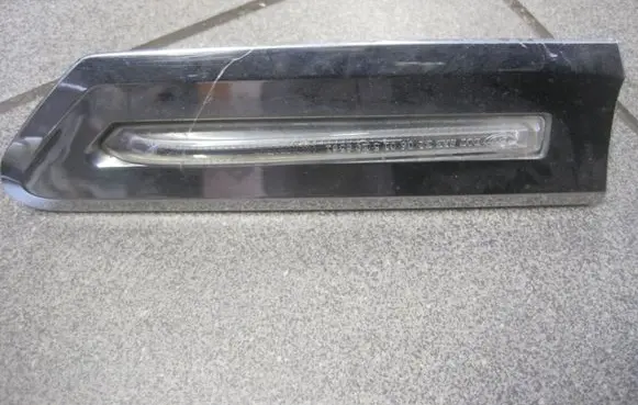 BMW 7 F01 F02 F03 F04 Front fender indicator light 63137203372