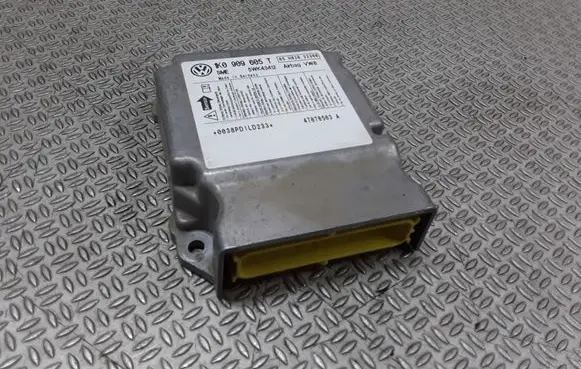 Skoda Octavia Mk2 (1Z) Airbag control unit/module 1K0909605T