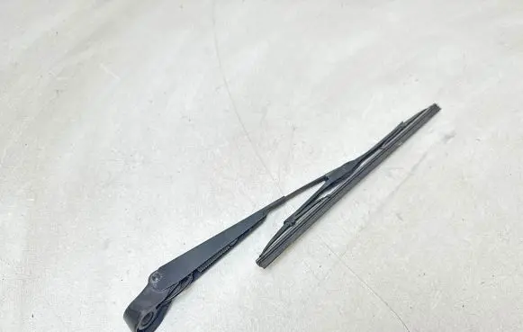 Ford Fusion Rear wiper blade arm 2S6117406AB