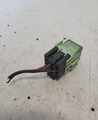 BMW 5 E60 E61 Other relay 8373700