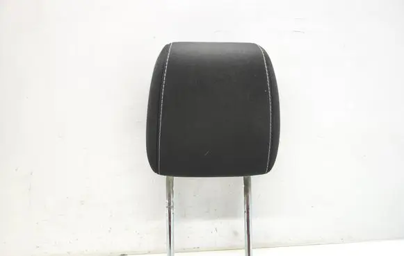 Ford Focus Front seat headrest