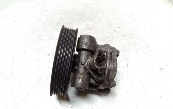Mitsubishi Outlander Power steering pump 17300451