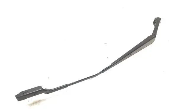 Jaguar E-Pace Front wiper blade arm 9068