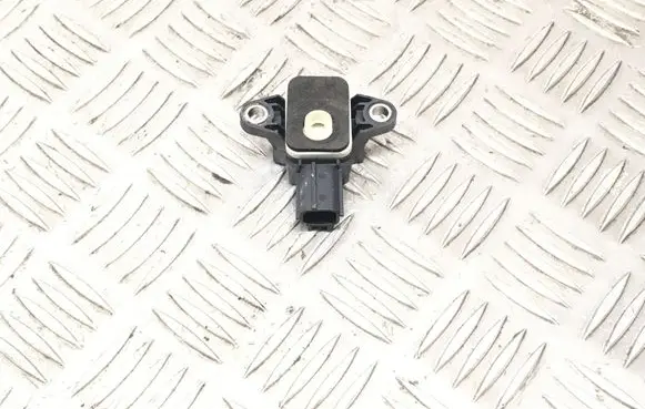 Audi A3 S3 8P Airbag deployment crash/impact sensor 8P0955557 011709 260206