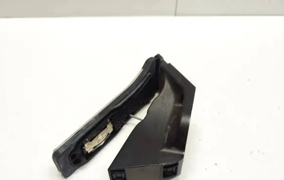 Mercedes-Benz C W205 Accelerator throttle pedal A2053000104 120517 0734