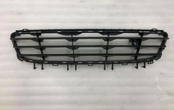 Opel Astra H Front bumper lower grill