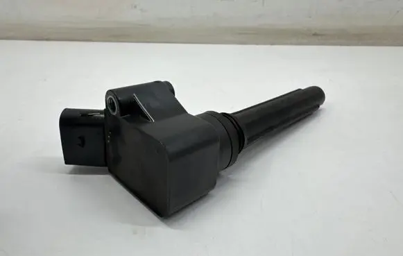 High voltage ignition coil