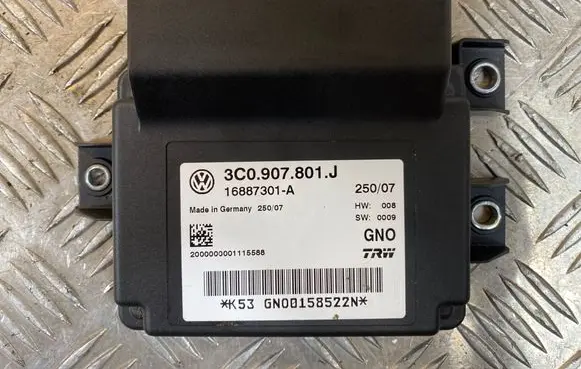 Volkswagen PASSAT B6 Hand brake control module 3C0907801J GN00158522N 16887301A