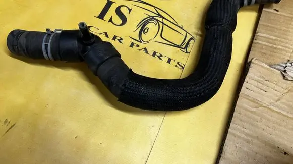 Ford Fusion II Engine coolant pipe/hose HG938B274AA