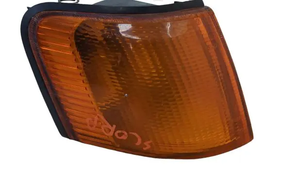 Ford Scorpio Front indicator light 85GG13368AA