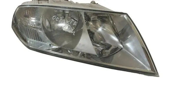 Skoda Octavia Mk2 (1Z) Headlight/headlamp
