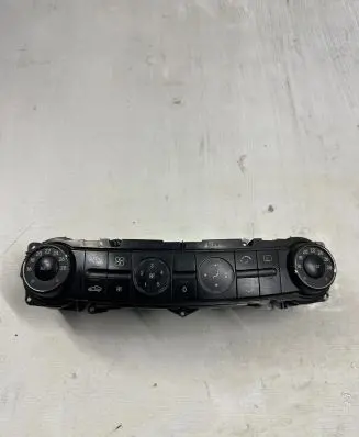 Mercedes-Benz E W211 Climate control unit 2118300385 00114103