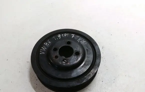 Volkswagen PASSAT B6 Crankshaft pulley 03G105243