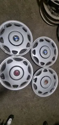 BMW 3 E36 R15 wheel hub/cap/trim 36131180104